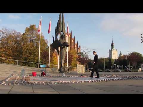 Vorschaubild des zugehörigen Films · YouTube · Gerechtigkeit